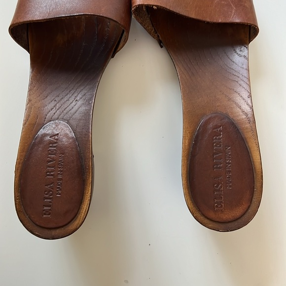 Clogs/Mules/ wooden bottom - Picture 6 of 10